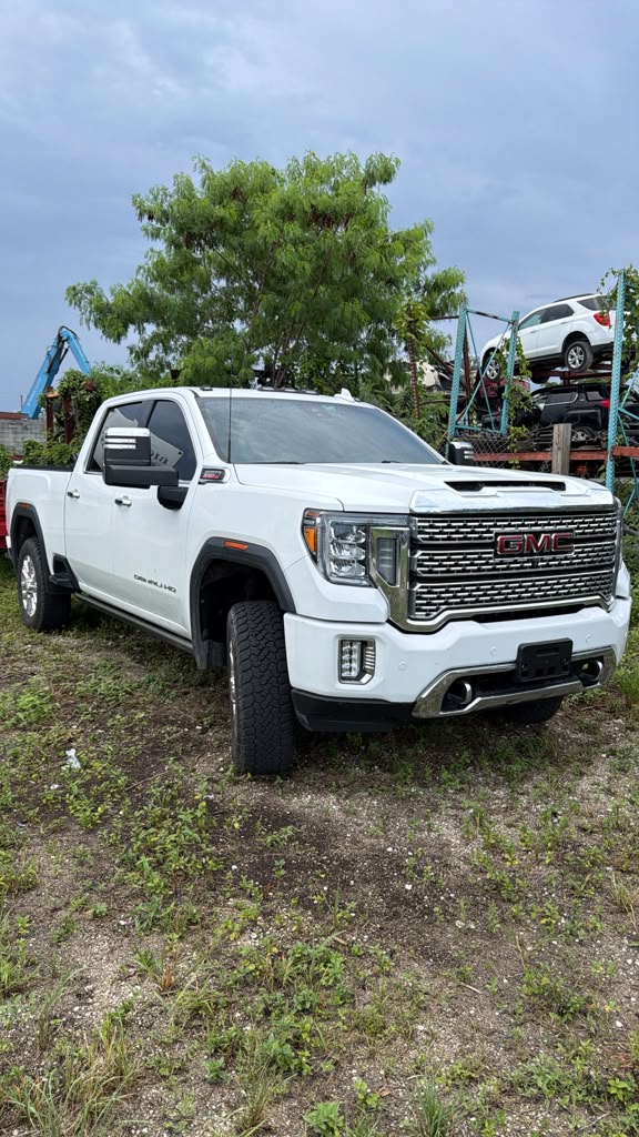 2023 GMC Denali 2500
